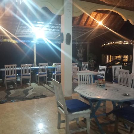 אמד Sunrise Cafe Bungalows מראה חיצוני תמונה
